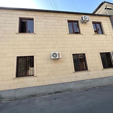 Favorit Hotel-Hostel Yerevan Luaran gambar